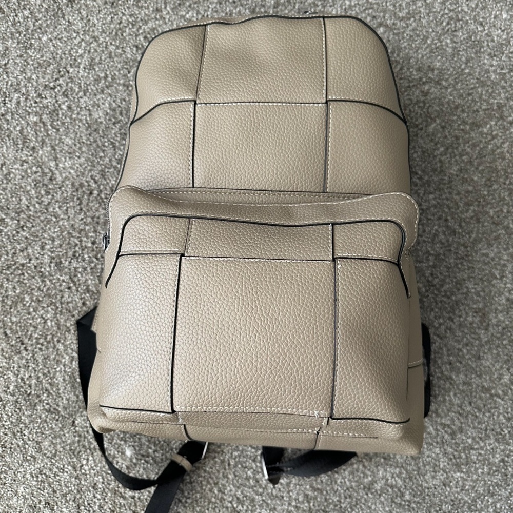 Stylish Tan Men's Backpack